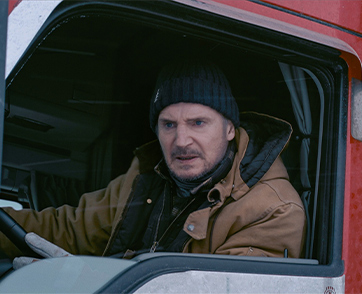 ซิ่ง 300 ไมล์ ฝ่ามหาสมุทรเยือกแข็งที่พร้อมละลาย ใน “The Ice Road เหยียบระห่ำ ฝ่านรกเยือกแข็ง”